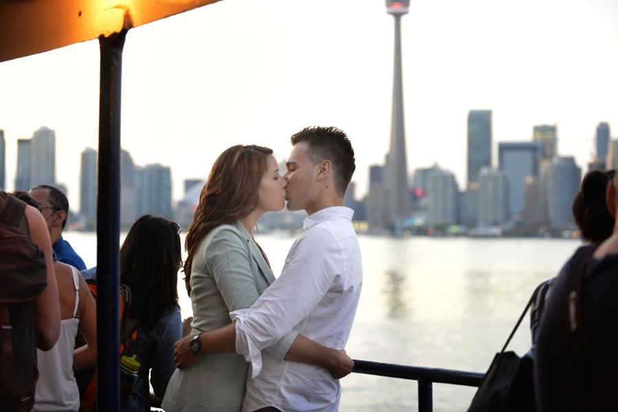 Oakville engagement photography